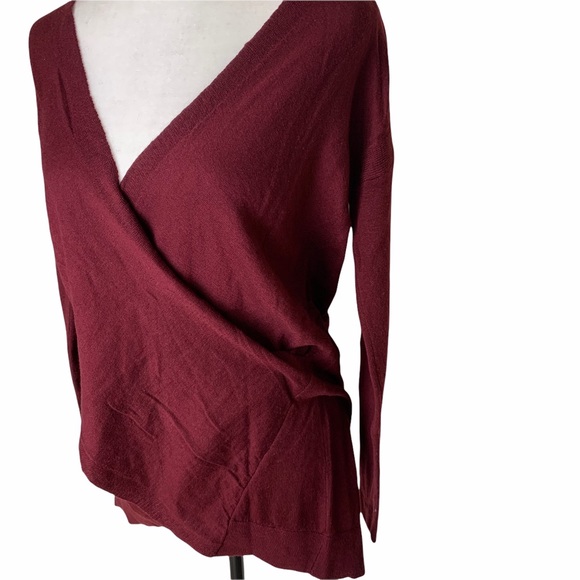 Vimmia Shavasana Reversible Burgundy Sweater Size S NWT - Picture 2 of 8